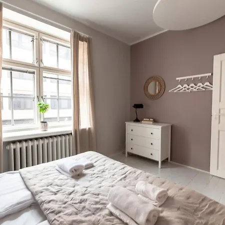 Spacious 5br With Location In Kamppi Apartament *